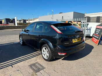 Used Ford Focus 2010 for sale - 79500518: Photo
