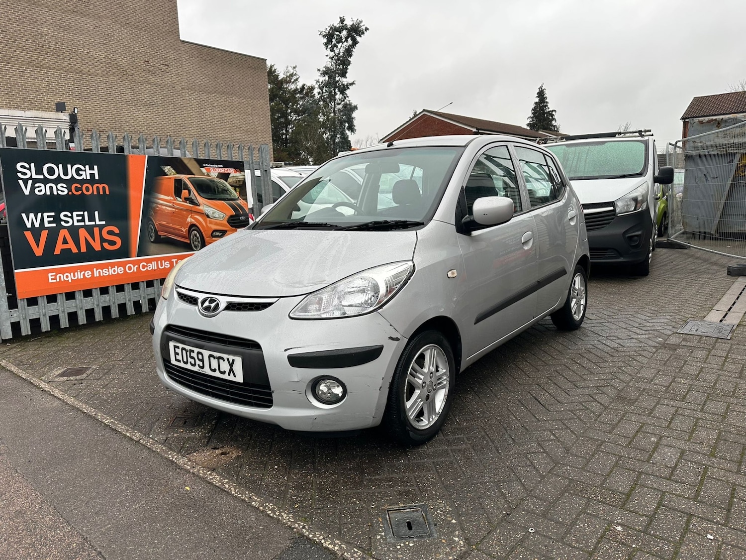 Used Hyundai i10 2009 for sale - 77247423: Photo 2