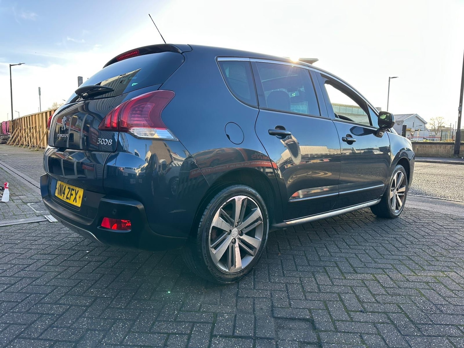 Used Peugeot 3008 2014 for sale - 77001613: Photo 4