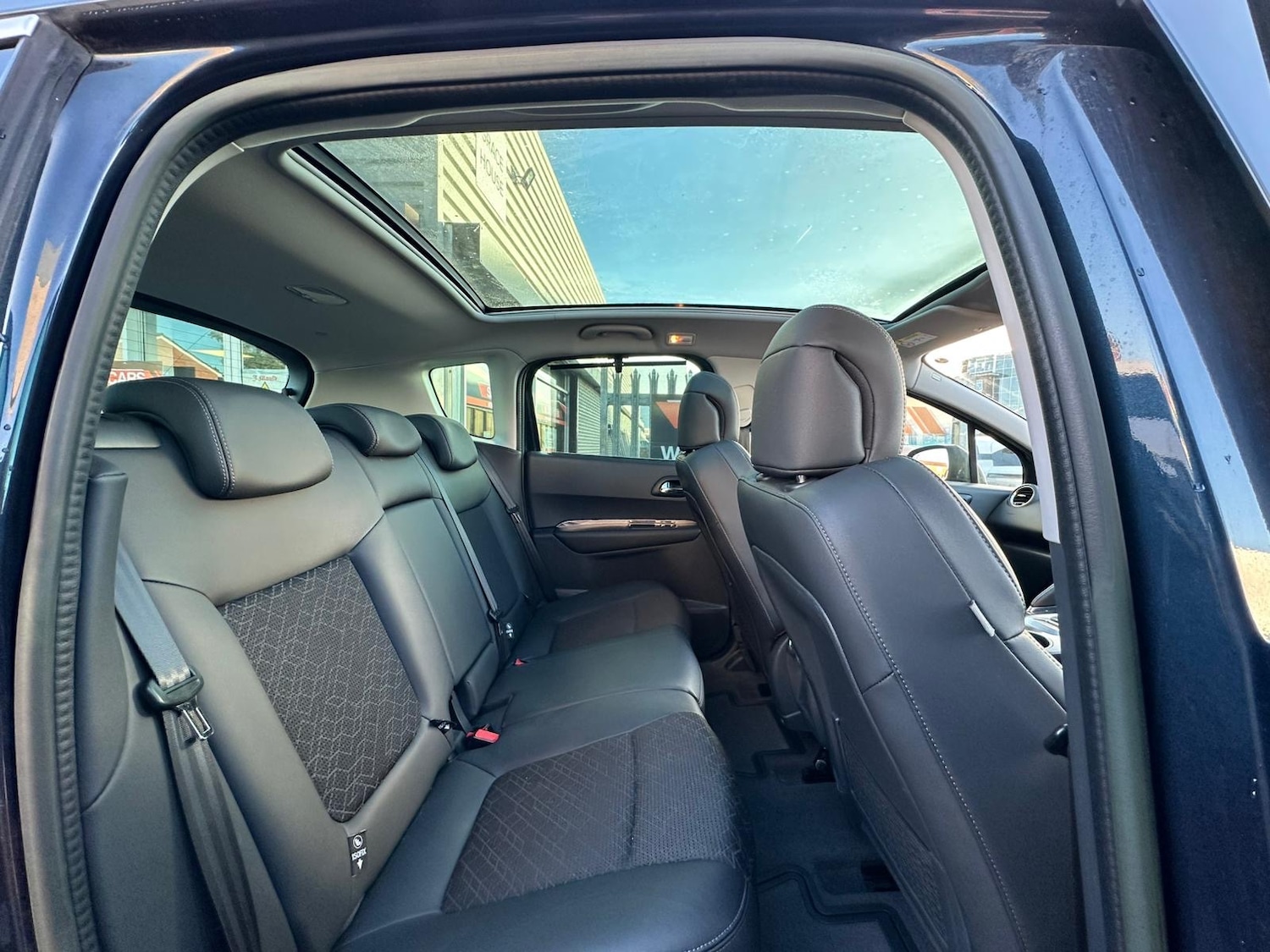 Used Peugeot 3008 2014 for sale - 77001613: Photo 5