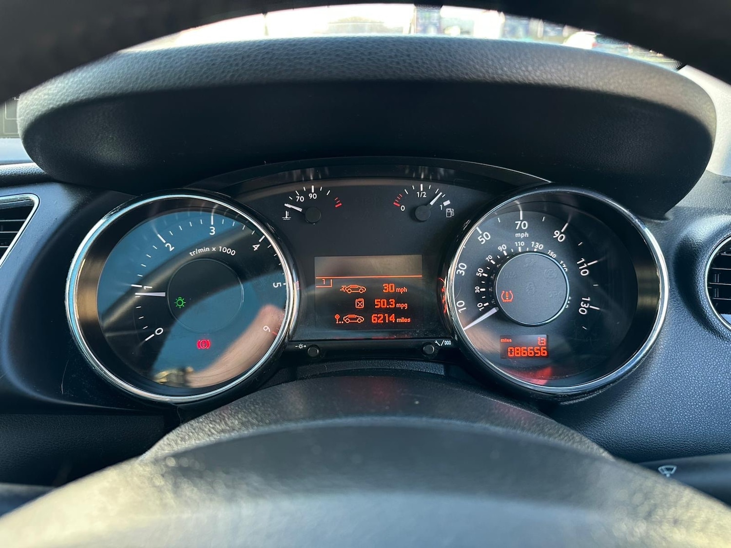 Used Peugeot 3008 2014 for sale - 77001613: Photo 8