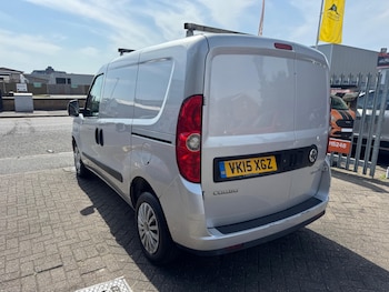 Used Vauxhall Combo 2015 for sale - 75575665: Photo