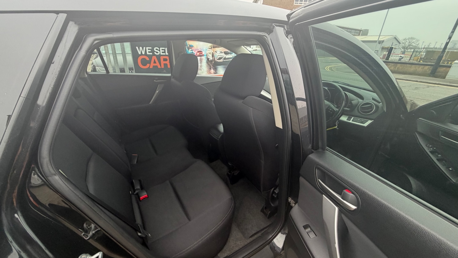 Used Mazda Mazda3 2012 for sale - 77742840: Photo 5