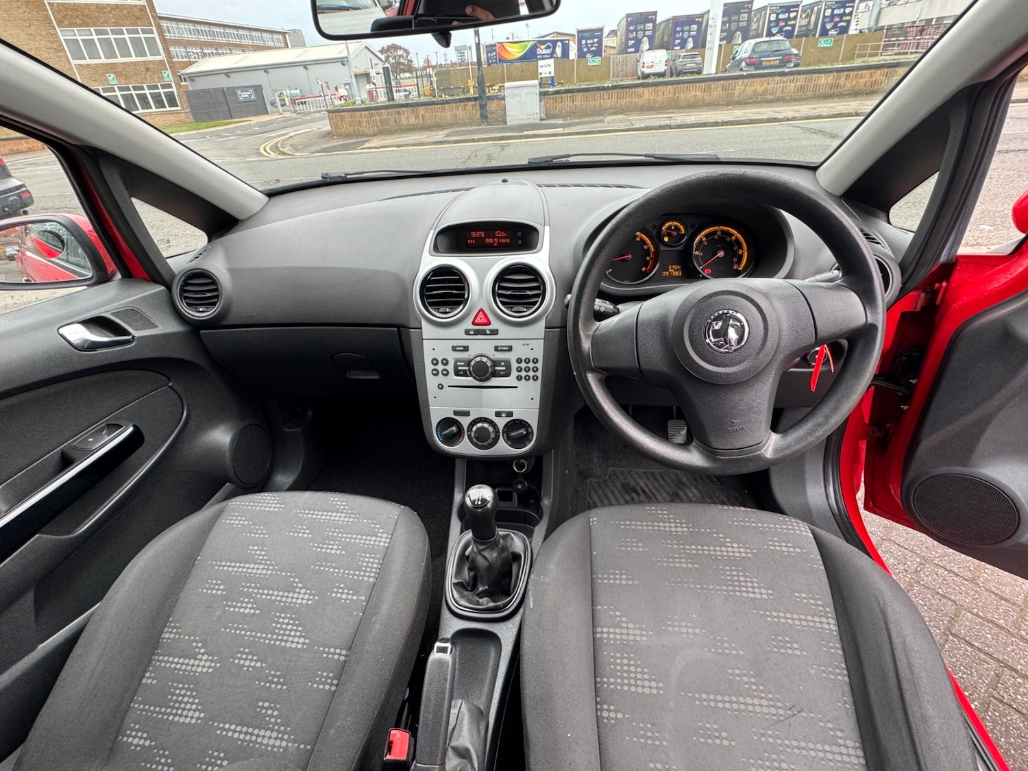 Used Vauxhall Corsa 2012 for sale - 76402016: Photo 7