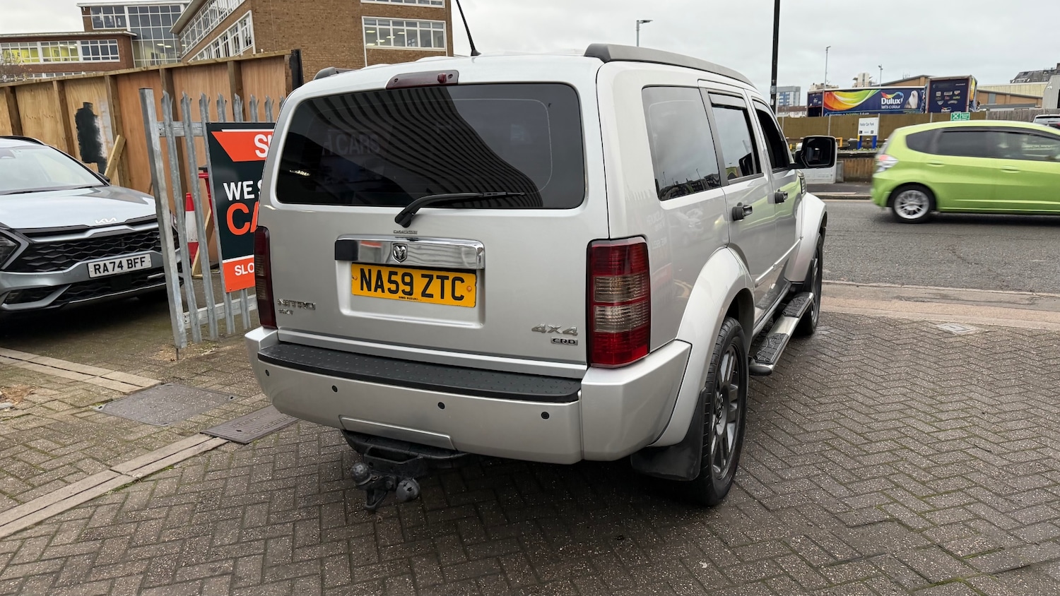 Used Dodge Nitro 2009 for sale - 76731667: Photo 4