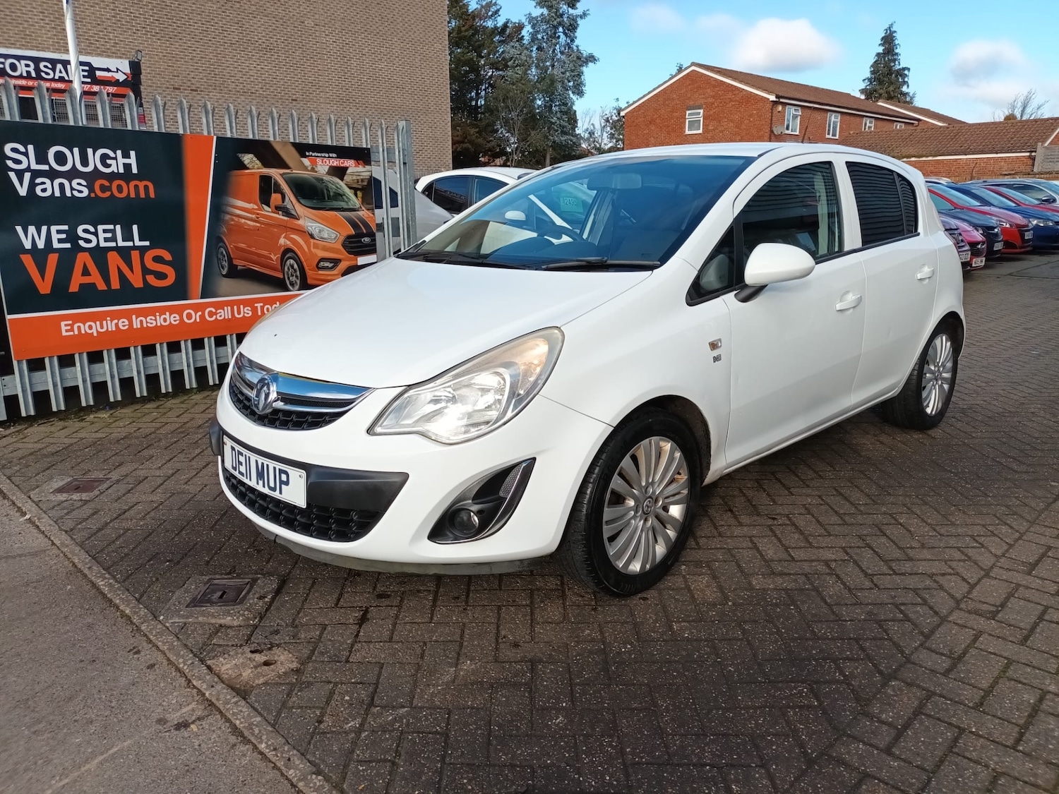 Used Vauxhall Corsa 2011 for sale - 76693298: Photo 2