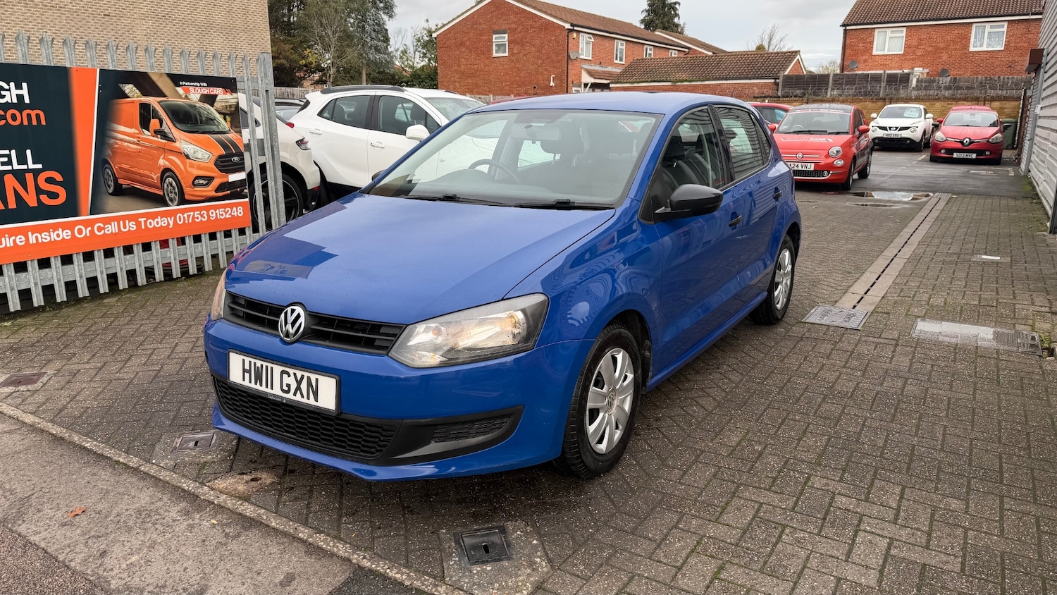 Used Volkswagen Polo 2011 for sale - 76560097: Photo 2