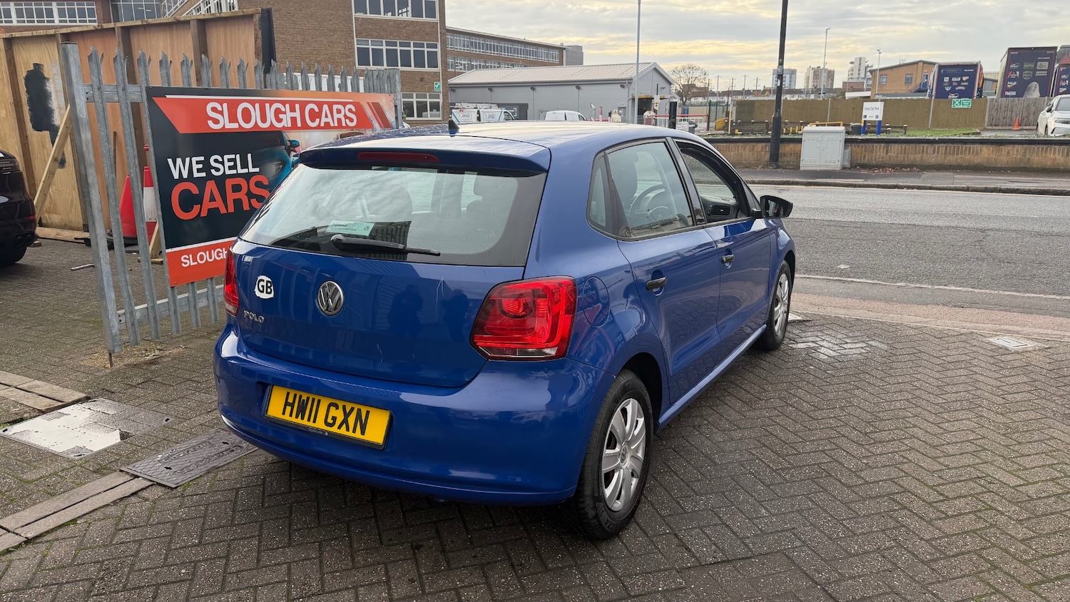Used Volkswagen Polo 2011 for sale - 76560097: Photo 4