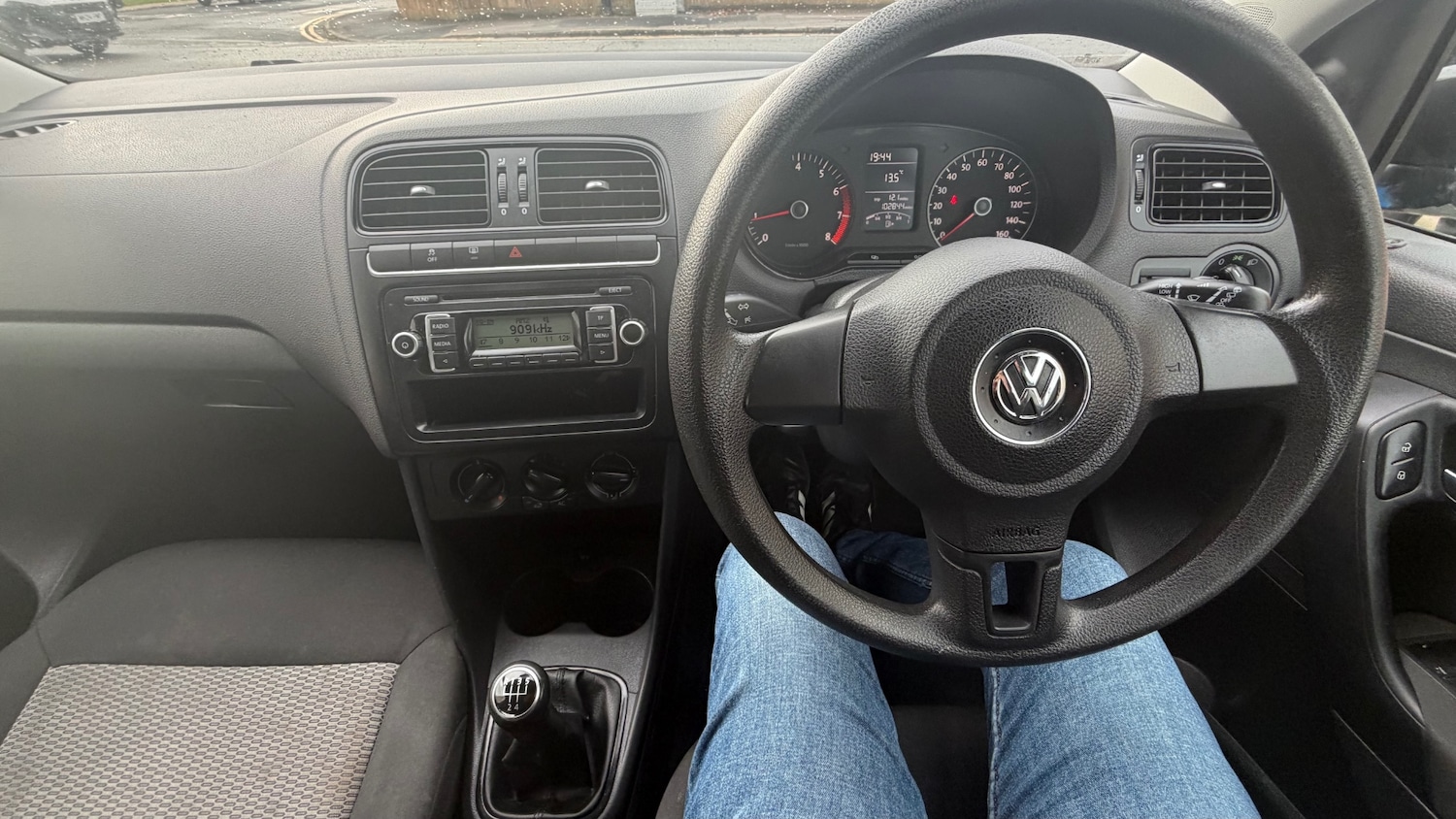 Used Volkswagen Polo 2011 for sale - 76560097: Photo 7