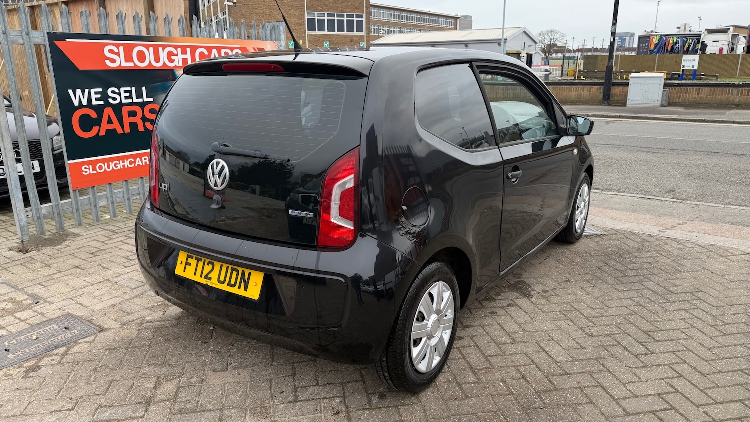 Used Volkswagen up! 2012 for sale - 77915444: Photo 4