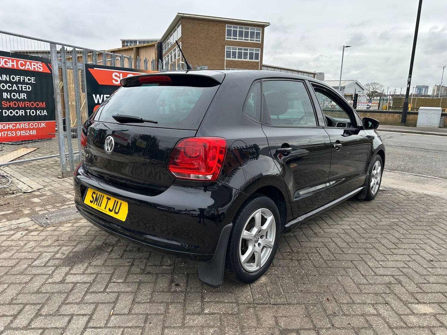 Used Volkswagen Polo 2011 for sale - 77592444: Photo 4