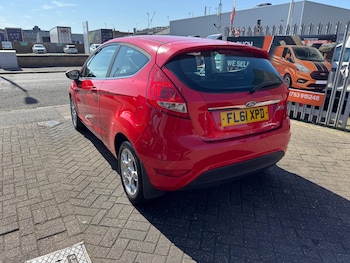 Used Ford Fiesta 2011 for sale - 76007031: Photo 3
