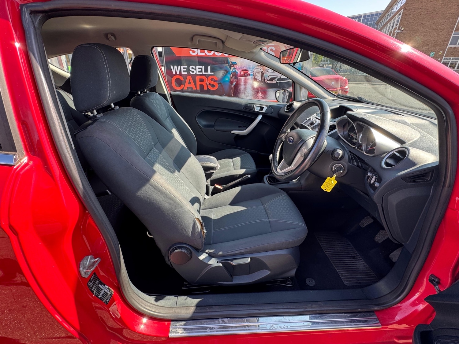 Used Ford Fiesta 2011 for sale - 76007031: Photo 6