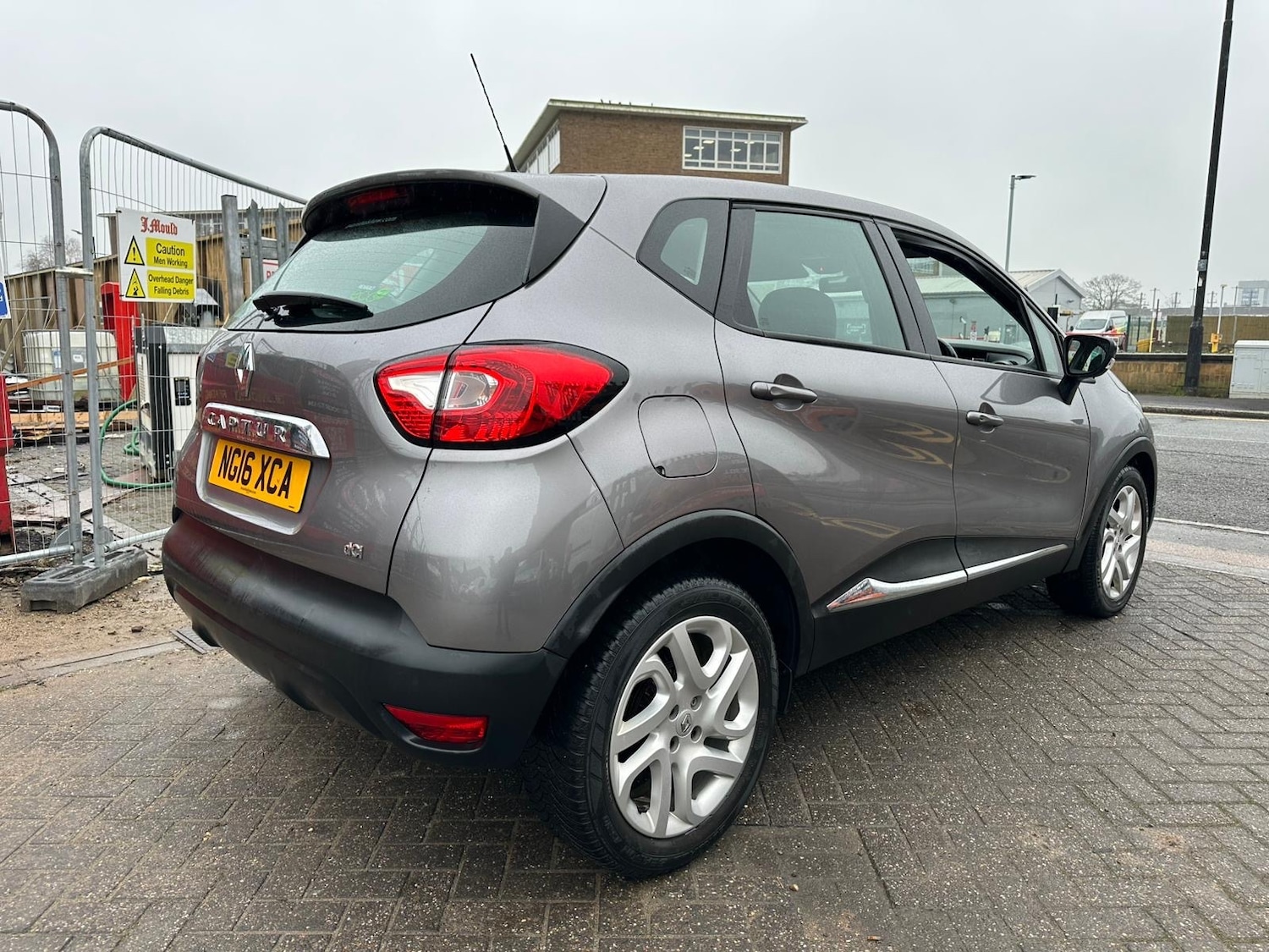 Used Renault Captur 2016 for sale - 77501753: Photo 4