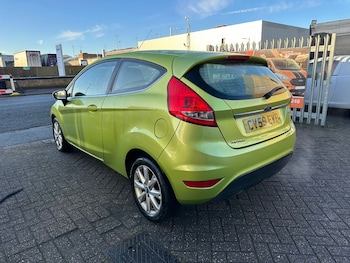 Used Ford Fiesta 2009 for sale - 77220304: Photo