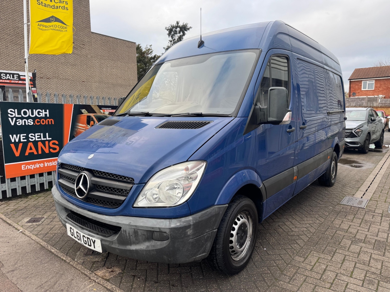 Used Mercedes-Benz Sprinter 2011 for sale - 76507319: Photo 2