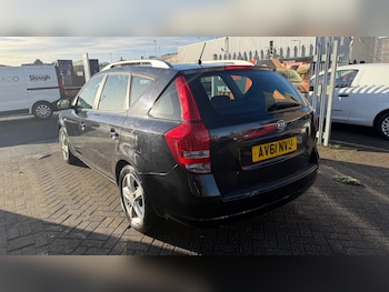 Used Kia Ceed 2011 for sale - 77125085: Photo