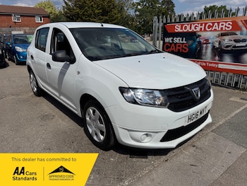 Used Dacia Sandero 2016 for sale - 79230726: Photo