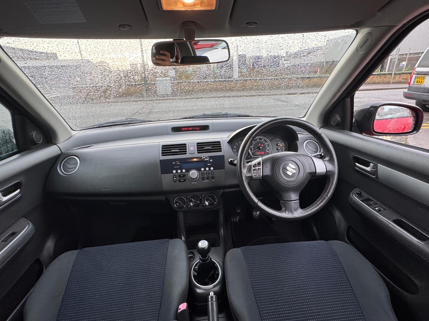 Used Suzuki Swift 2010 for sale - 76488626: Photo 7