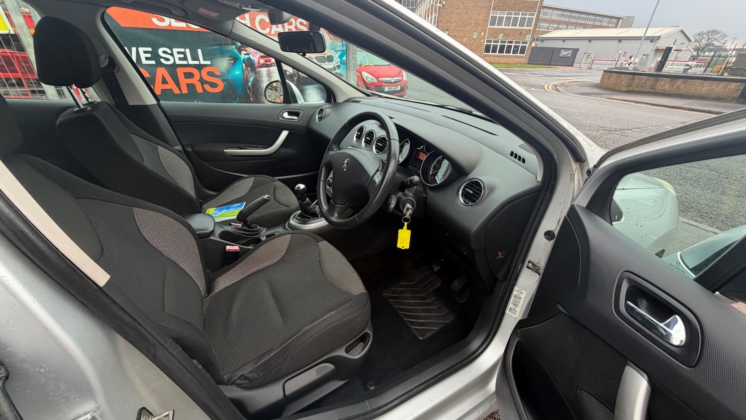 Used Peugeot 308 2008 for sale - 77541365: Photo 6