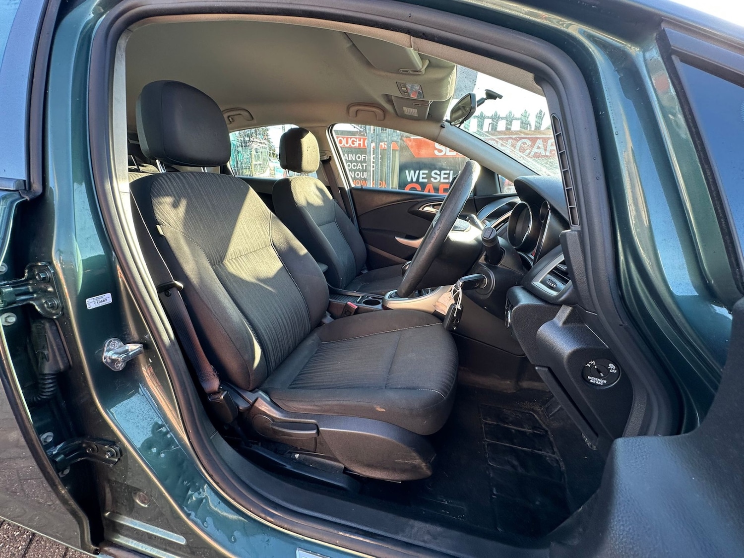 Used Vauxhall Astra 2010 for sale - 77555261: Photo 6