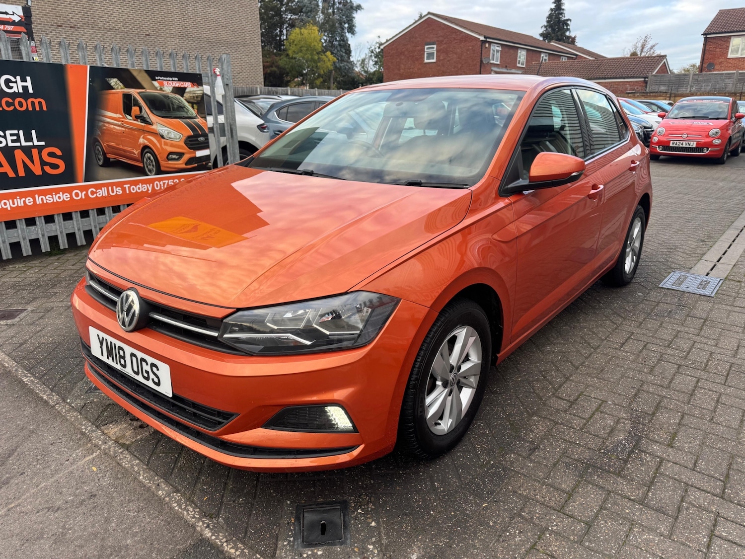 Used Volkswagen Polo 2018 for sale - 76397177: Photo 2