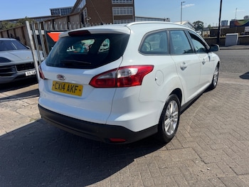 Used Ford Focus 2014 for sale - 79528100: Photo
