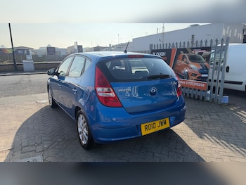 Used Hyundai i30 2010 for sale - 77745391: Photo