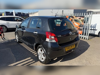 Used Toyota Yaris 2010 for sale - 78452490: Photo