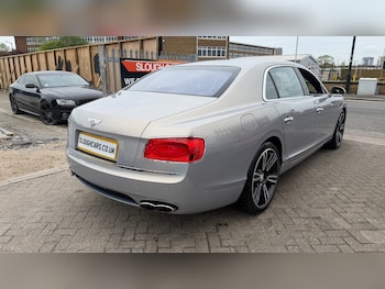 Used Bentley Flying Spur 2016 for sale - 78280803: Photo