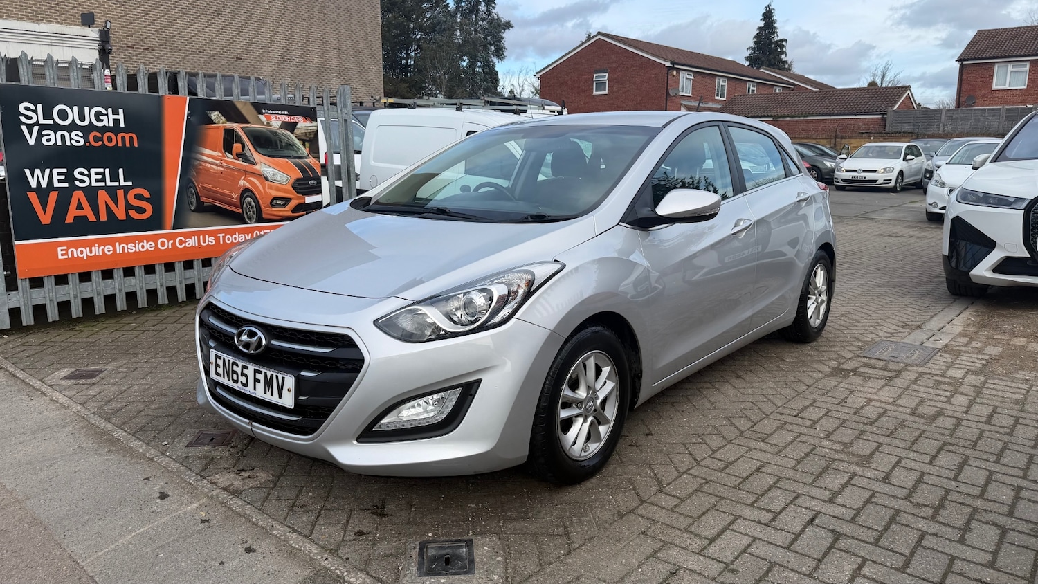 Used Hyundai i30 2015 for sale - 77813102: Photo 2
