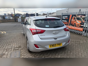 Used Hyundai i30 2015 for sale - 77813102: Photo