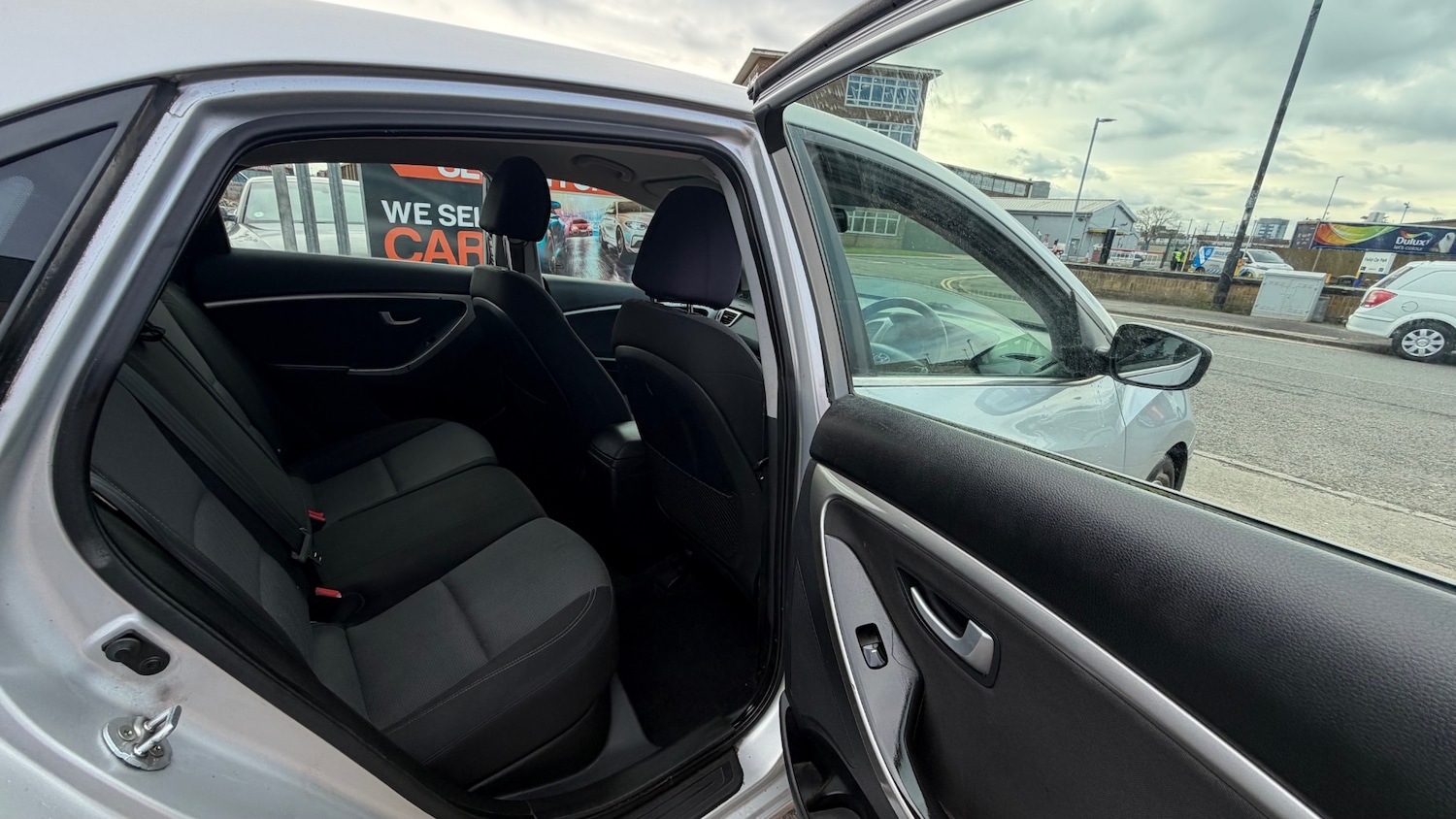 Used Hyundai i30 2015 for sale - 77813102: Photo 5