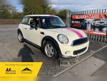 MINI Hatch feature image