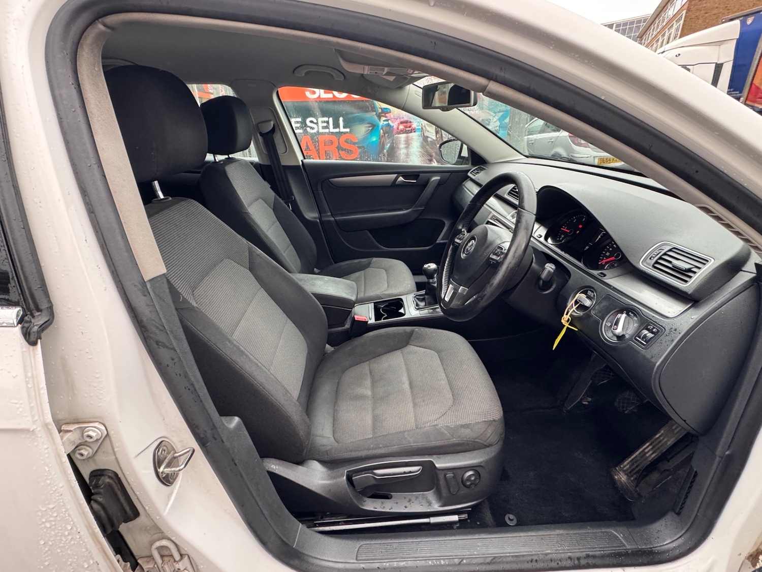 Used Volkswagen Passat 2011 for sale - 76540163: Photo 6