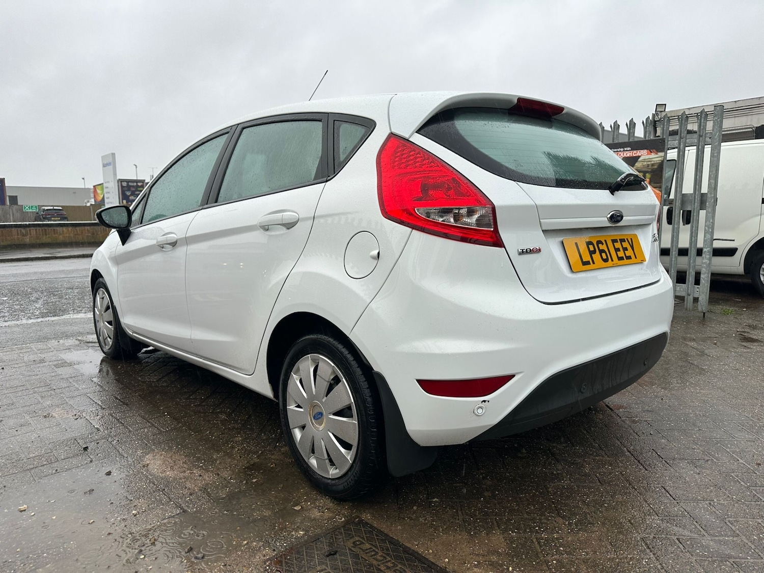 Used Ford Fiesta 2012 for sale - 77504546: Photo 3