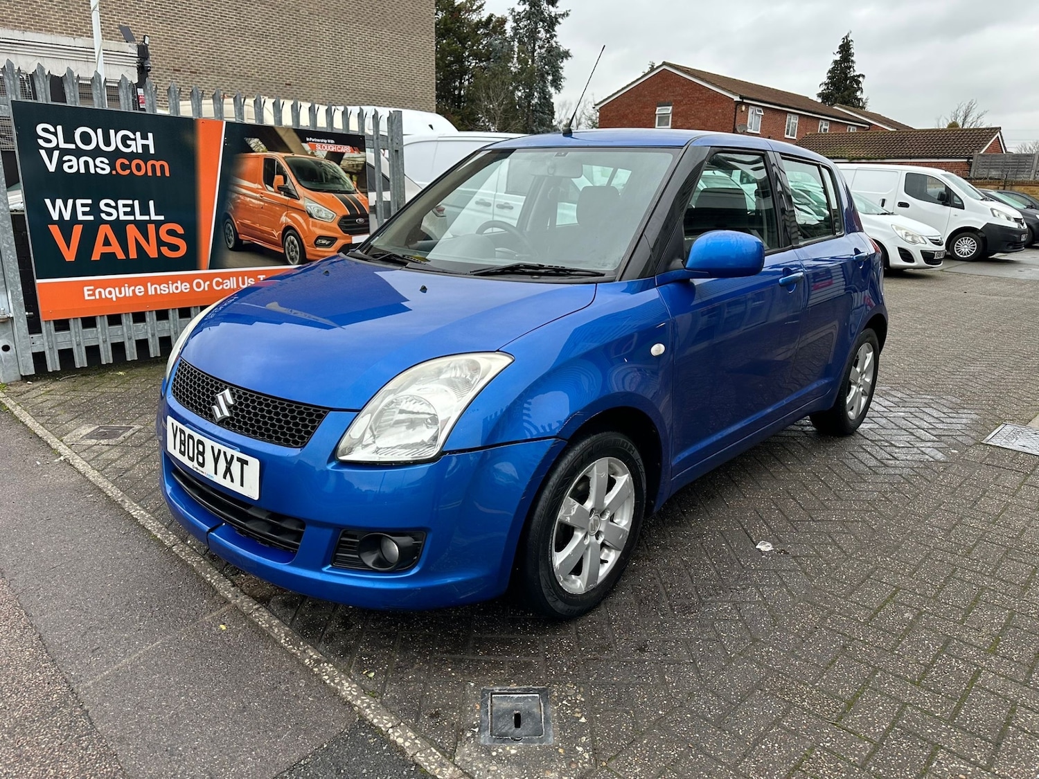 Used Suzuki Swift 2008 for sale - 76918408: Photo 2