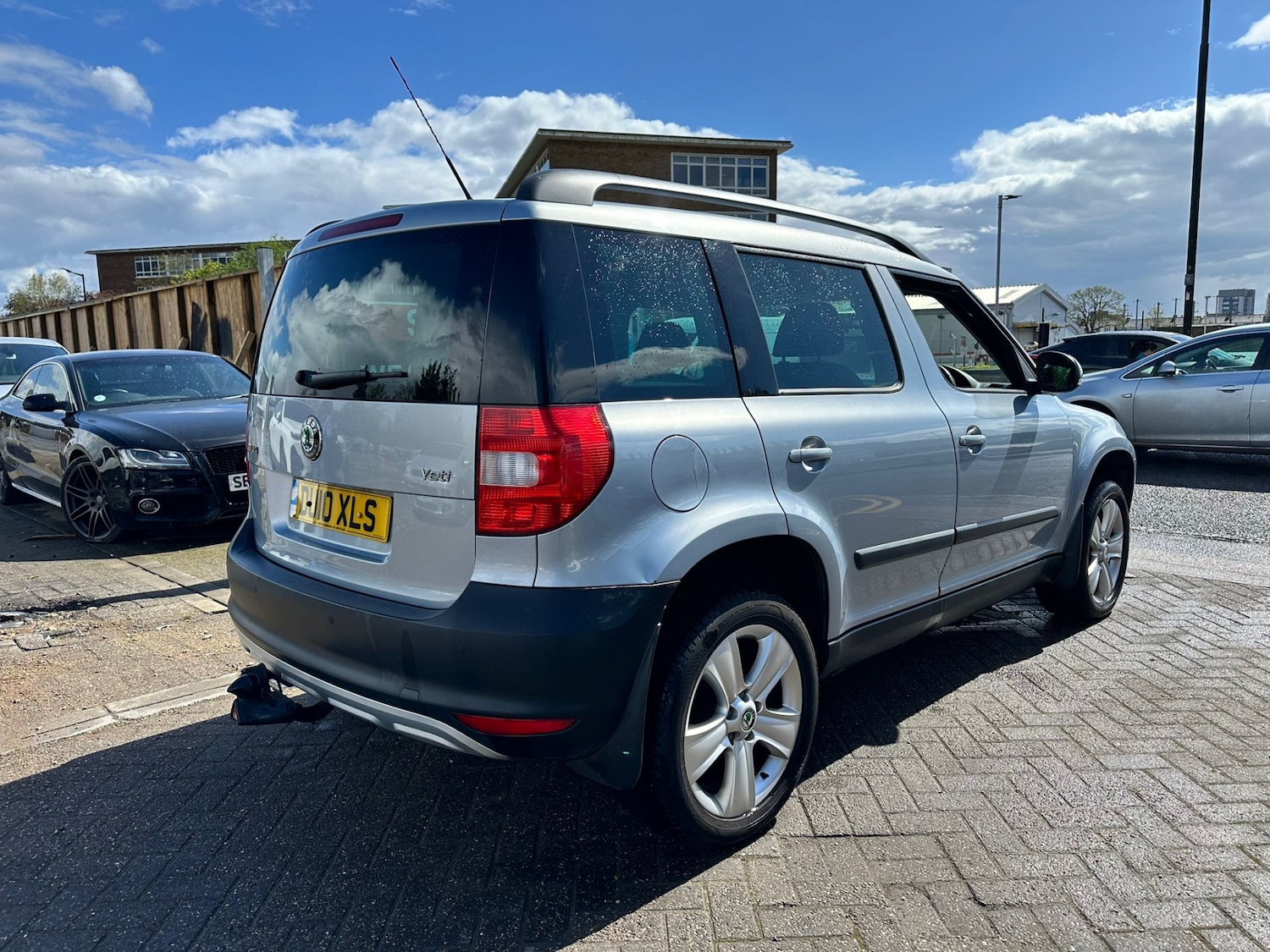 Used Skoda Yeti 2010 for sale - 78224799: Photo 4