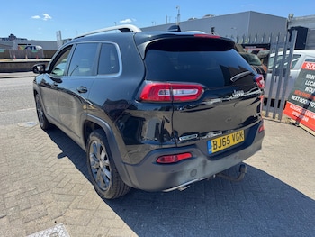 Used Jeep Cherokee 2015 for sale - 79331838: Photo