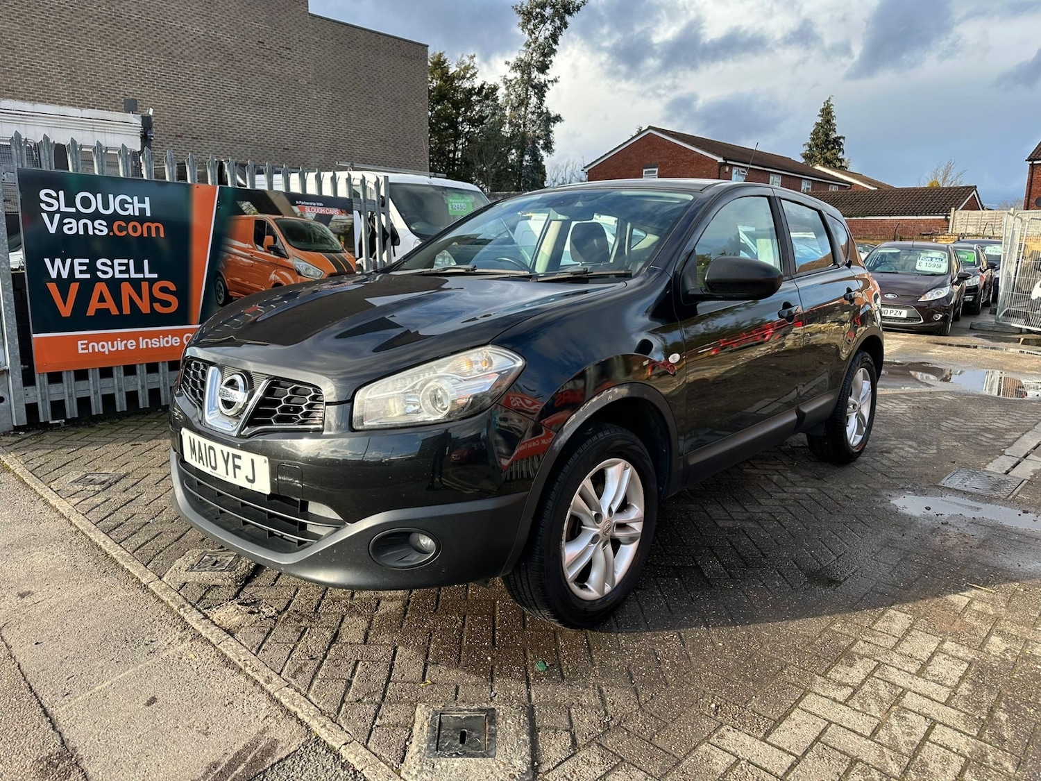 Used Nissan Qashqai 2010 for sale - 77569813: Photo 2