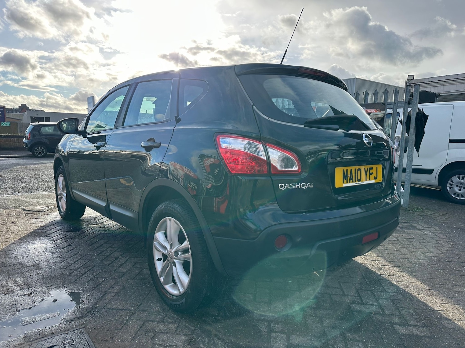 Used Nissan Qashqai 2010 for sale - 77569813: Photo 3