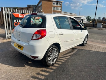 Used Renault Clio 2012 for sale - 79219982: Photo