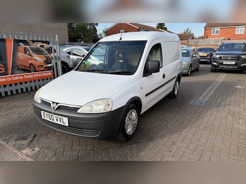 Used Vauxhall Combo 2010 for sale - 76133991: Photo 2