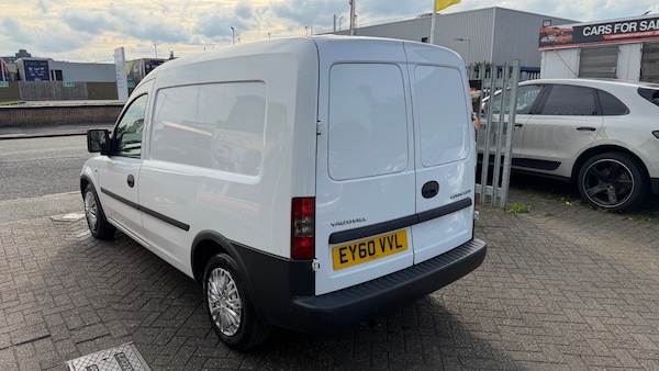 Used Vauxhall Combo 2010 for sale - 76133991: Photo 3