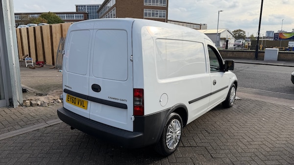 Used Vauxhall Combo 2010 for sale - 76133991: Photo 4