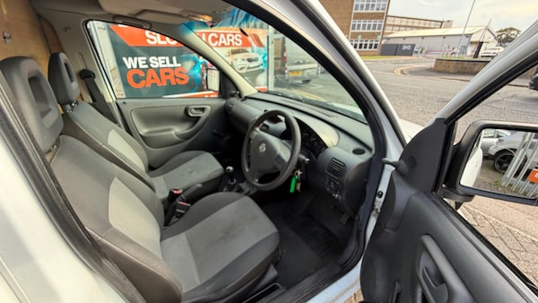 Used Vauxhall Combo 2010 for sale - 76133991: Photo 6