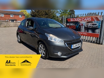 Used Peugeot 208 2014 for sale - 78354725: Photo