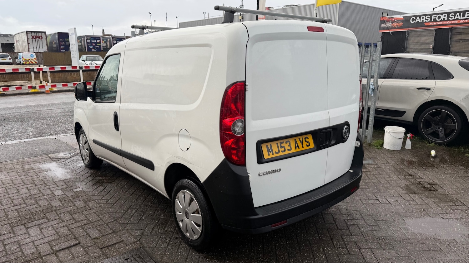 Used Vauxhall Combo 2014 for sale - 76319437: Photo 3