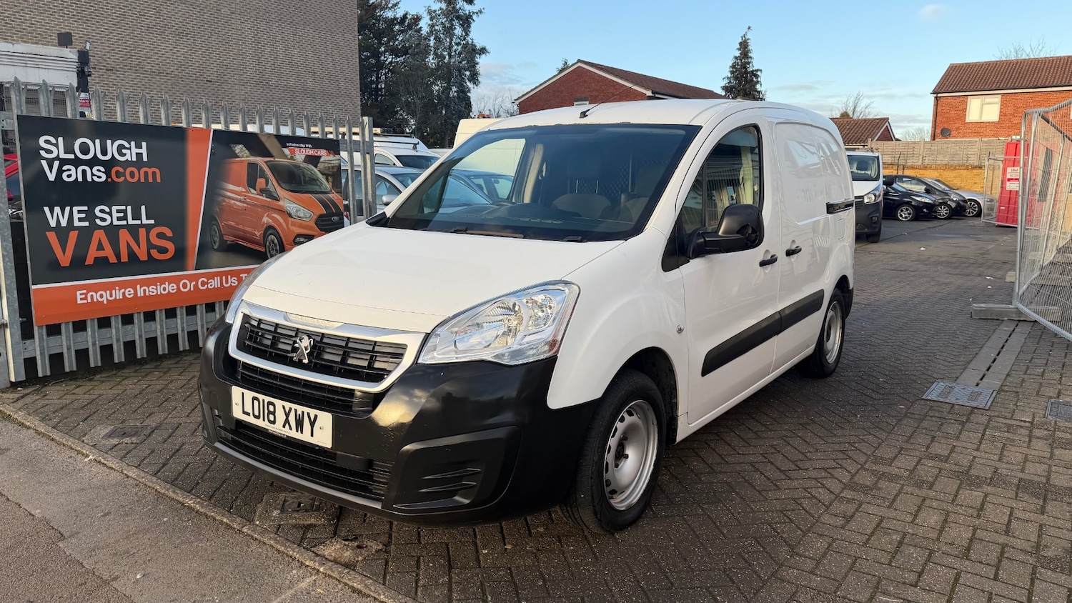 Used Peugeot Partner 2018 for sale - 77127587: Photo 2