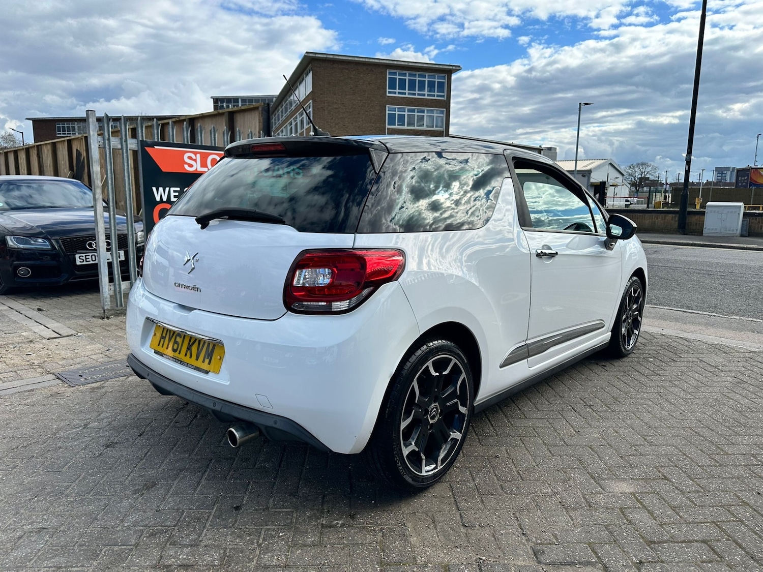 Used Citroen DS3 2011 for sale - 78081166: Photo 4